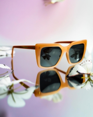 L'occhiale di @miumiu è l'accessorio iconico che aspettavi!

Ti aspettiamo in negozio per provarlo 😉

#OtticaDeRighetti #Arona #Omegna