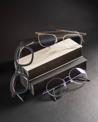 Che siano rotondi o squadrati gli #Occhiali di @lindbergeyewear sono la scelta perfetta per un #Look contemporaneo e unico

#OtticaDeRighetti #Arona #Omegna
